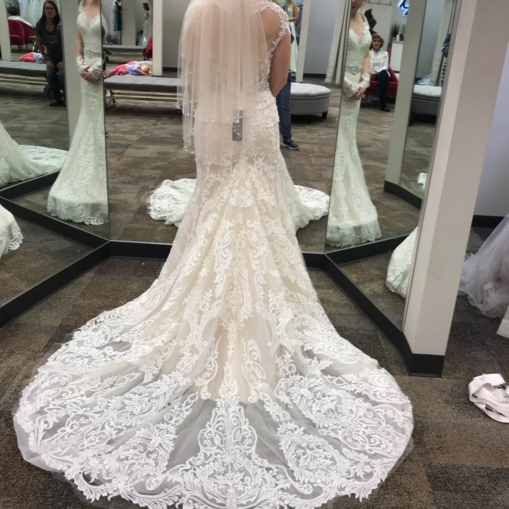COPY - Trumpet lace appliqué wedding dress